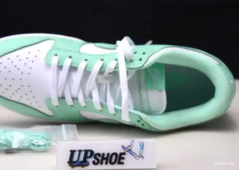 DD1503-105 Glow (W) Low Green Nike Dunk 0704
